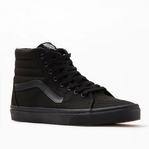 Vans Sk8 Hi skate shoe in monochrome
